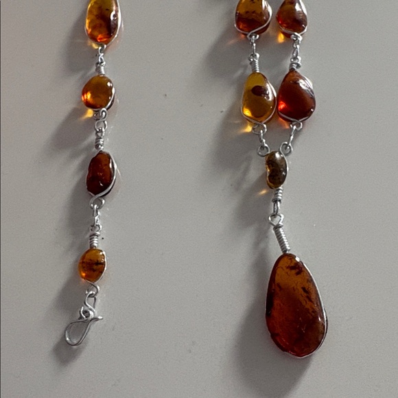 Baltic Amber Necklace + Bracelet in Silver wiring - Picture 4 of 6